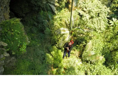 Phát hiện nhiều hang động hùng vĩ tại Phong Nha – Kẻ Bàng